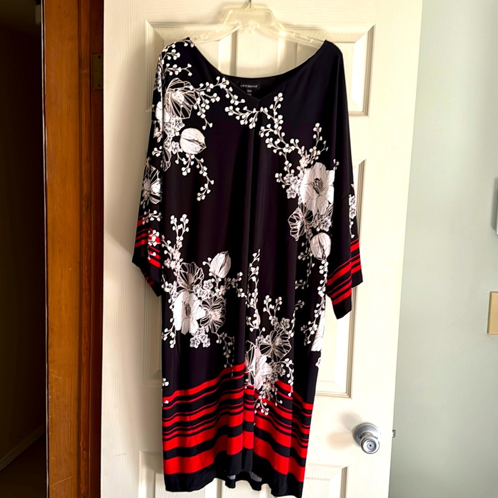 Lane Bryant V Neck Dress Size 26/28